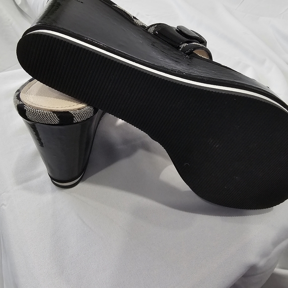 Coach, 7 1/2 B, Black/Cream - Picture 3 of 4